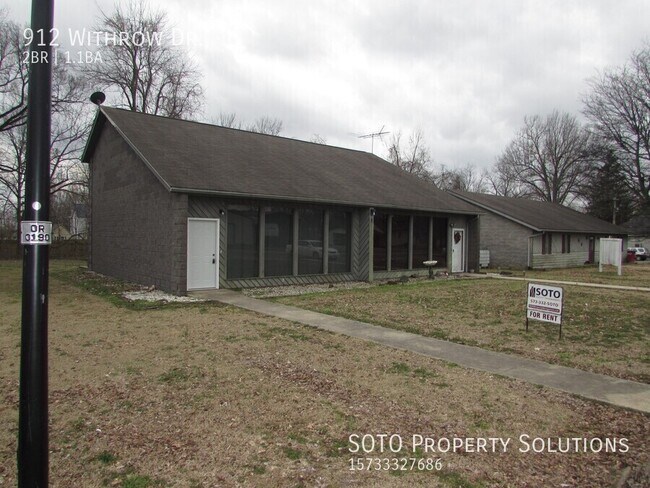 Photo - 912 Withrow Dr House