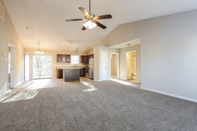 Photo - 532 Pleasant Green Dr