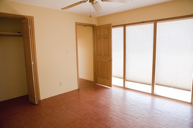 Building Photo - 6 Herrada Rd