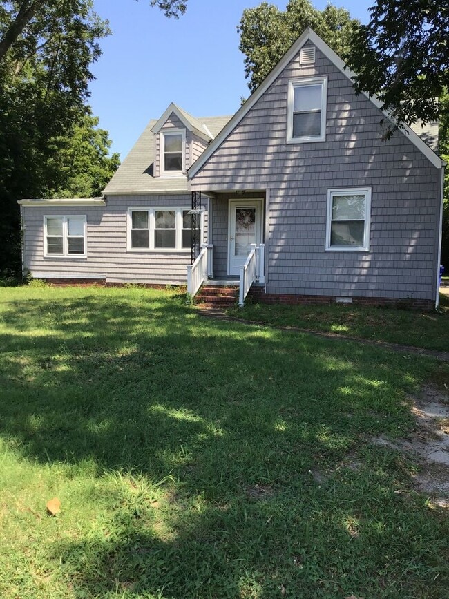 Building Photo - 1550 E Bayview Blvd Unit 1550 E. Bayview Blvd., #A