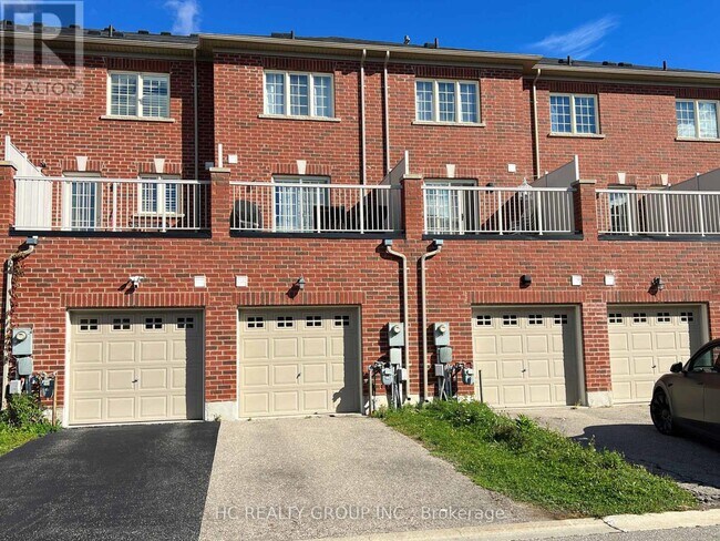 Photo - 9912 McCowan Rd