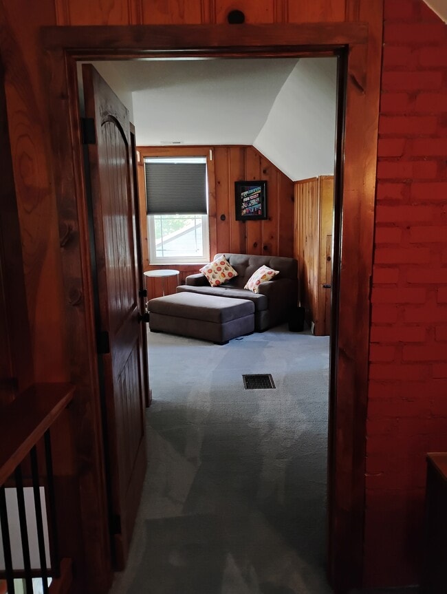 Photo - 2319 N 85th St