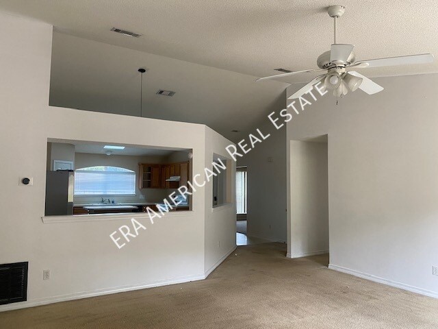 Photo - 1324 Jeffrine Dr