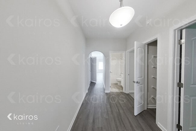 Photo - 814 Heather Dr