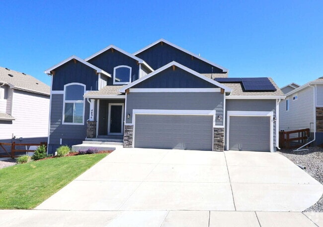 Building Photo - Solar Powered!! - Two-Story Saint Aubyn Ho... Rental