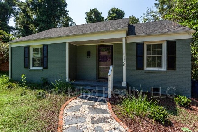 Photo - 1708 Dallas St