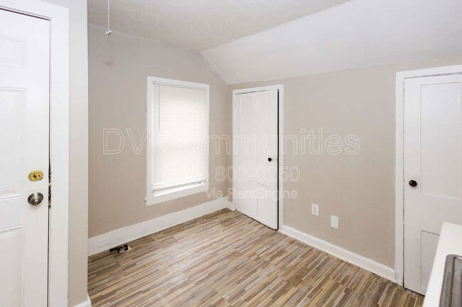 Photo - 3926 Woodbridge Ave Unit 4