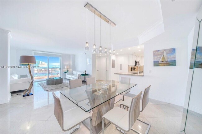 Photo - 701 Brickell Key Blvd Unidad 2111