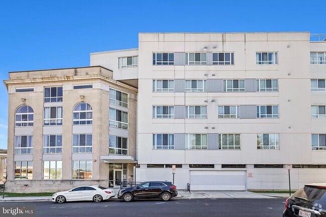 Building Photo - 5885 Colorado Ave NW Rental