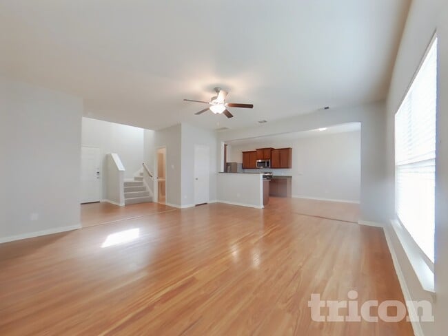 Photo - 216 Elm Patch Dr