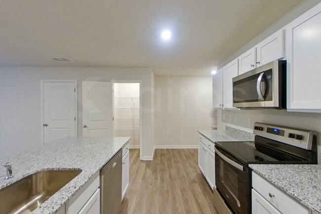 Photo - 320 Ironwood Ct