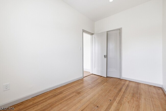 Photo - 265 N 17th St Unit 2L