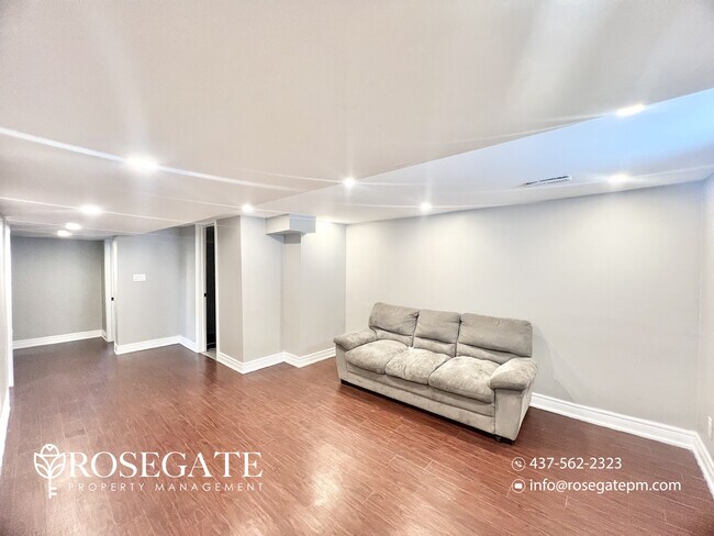 Photo - Spacious 3-Bedroom Basement Apartment with Parking in London, Ontario Unit 2