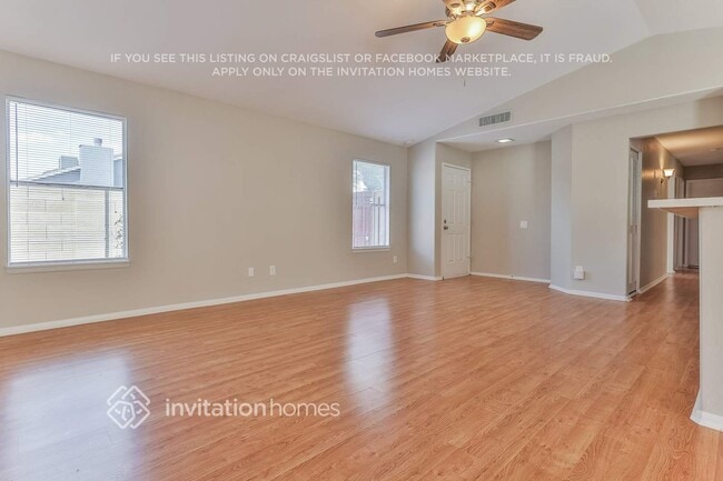 Photo - 464 N Orlando Cir