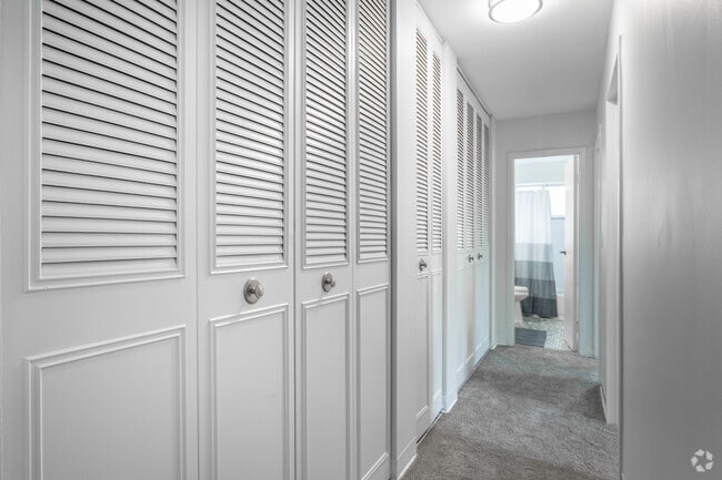 2HAB, 1BA - 775 ft²