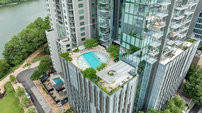 Photo - 44 East Ave Unit 2807