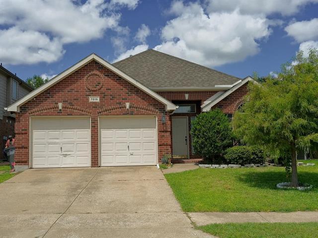 Building Photo - 7015 Hillwood Dr