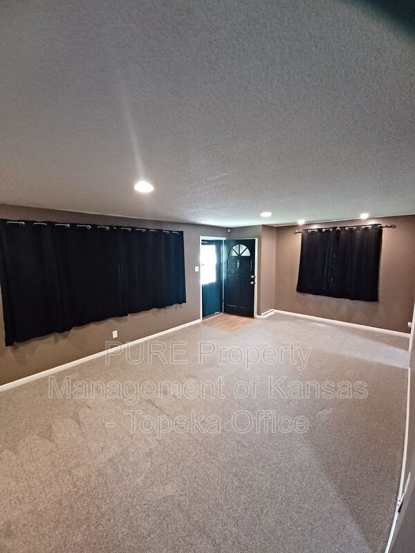 Photo - 4227 SW Drury Ln