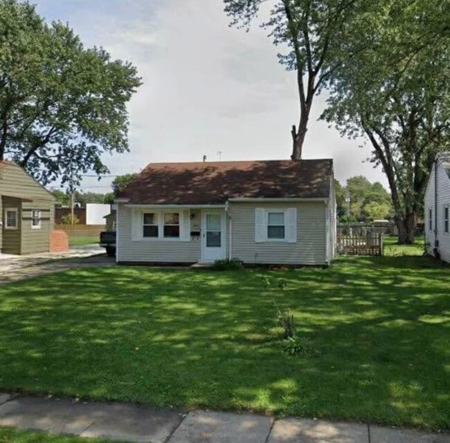 Building Photo - 3413 59th St