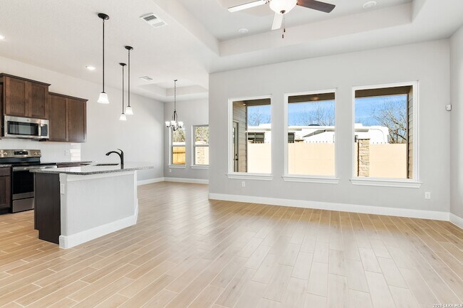 Photo - 514 Park Cir