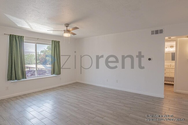 Photo - 8087 Meadow Rd