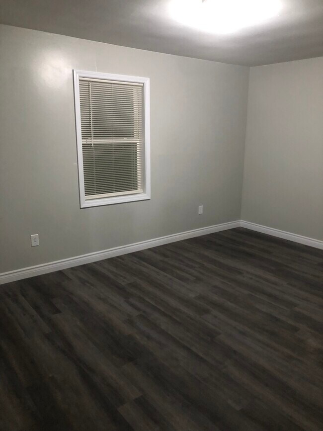 Bedroom 1 - 601 Carson St Unit H