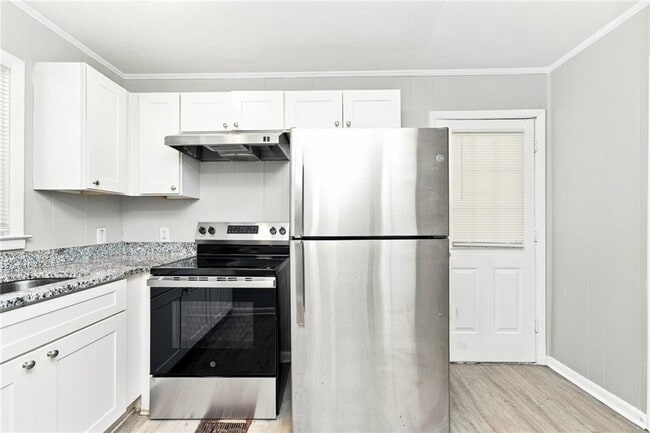 Photo - 515 Landers St