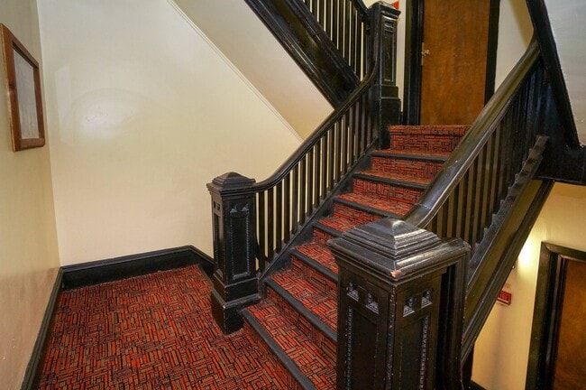 Staircase - Eaglemoor