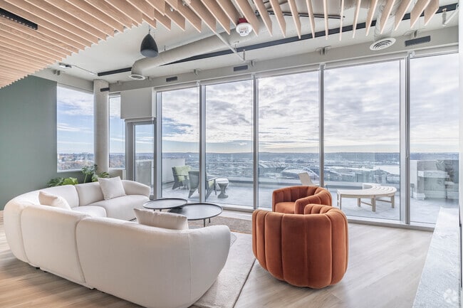 Salón en la azotea - Yesler Towers