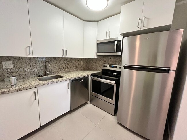 Photo - 1420 Brickell Bay Dr Unit 104A2