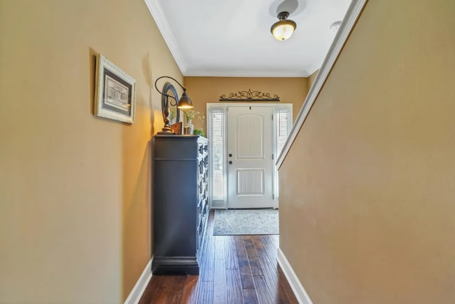 Photo - 122 Big Oaks Ln