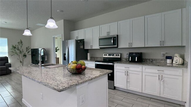 Photo - 2129 Hibiscus Pl