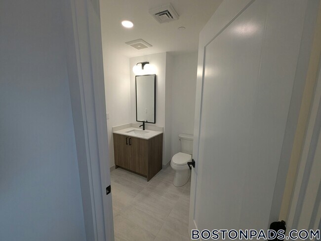 199 Gardner St Unidad 402