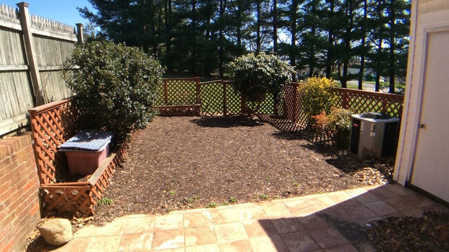 Photo - Blacksburg 2 Bedroom Townhouse- Available in July 2025