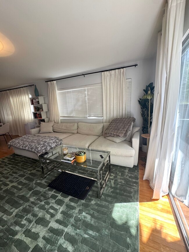 Photo - 33 Paloma Ave Unit #1