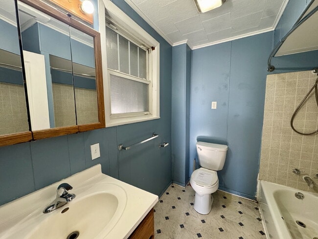 Photo - 3-bedroom, 1-bath single-family home