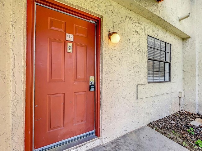 Photo - 10288 Turkey Lake Rd Unidad 132 (A-20)