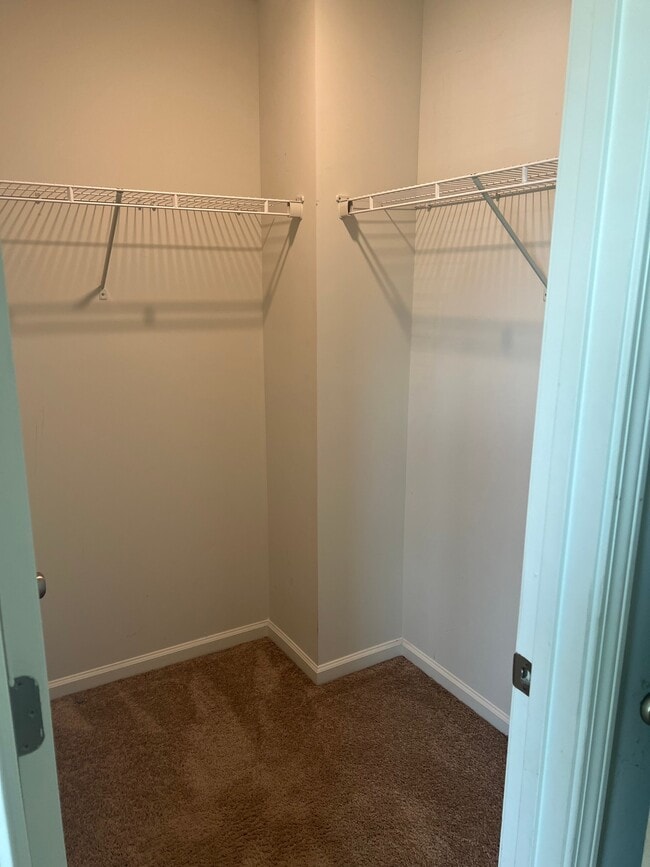 Photo - 214 Great Bend Dr