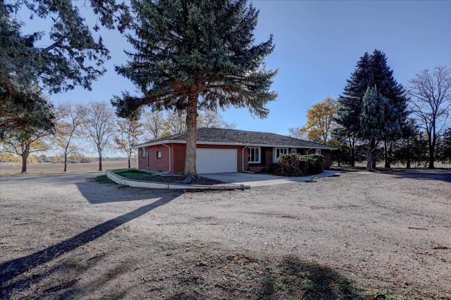 Photo - 3 Bedroom 3 Bathroom Home on a 1 Acre Lot