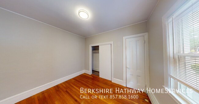 Photo - 60 Dana St Unit 8