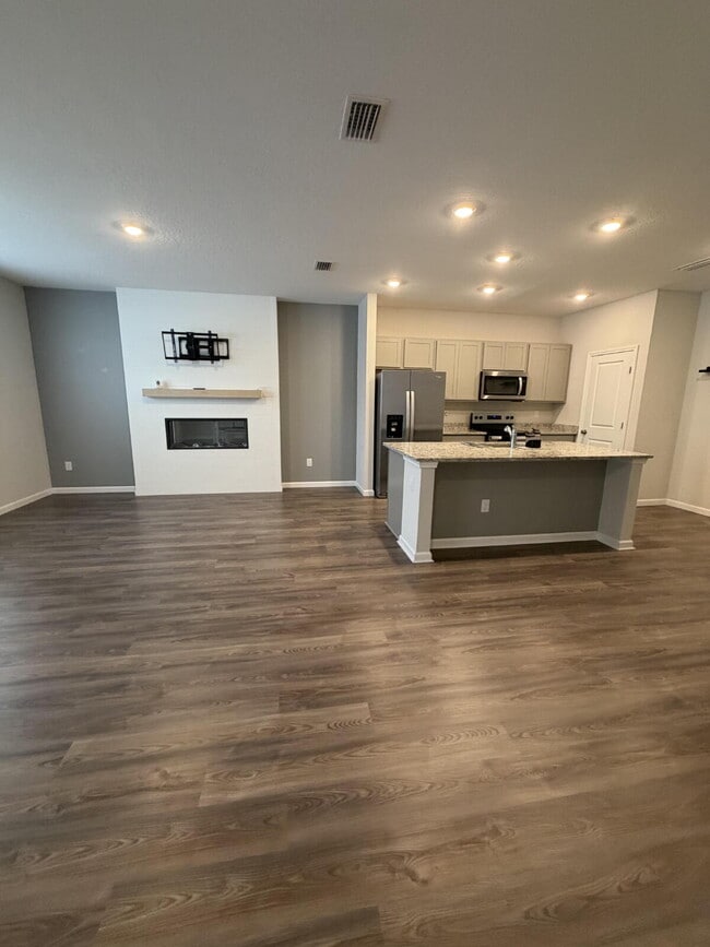 Photo - Macadamia Lane for Rent