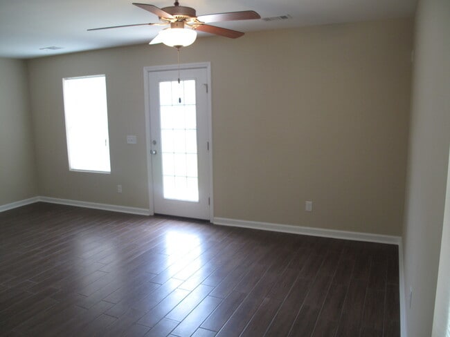 Photo - 165 Connor Lp Unit 165 Connor Loop