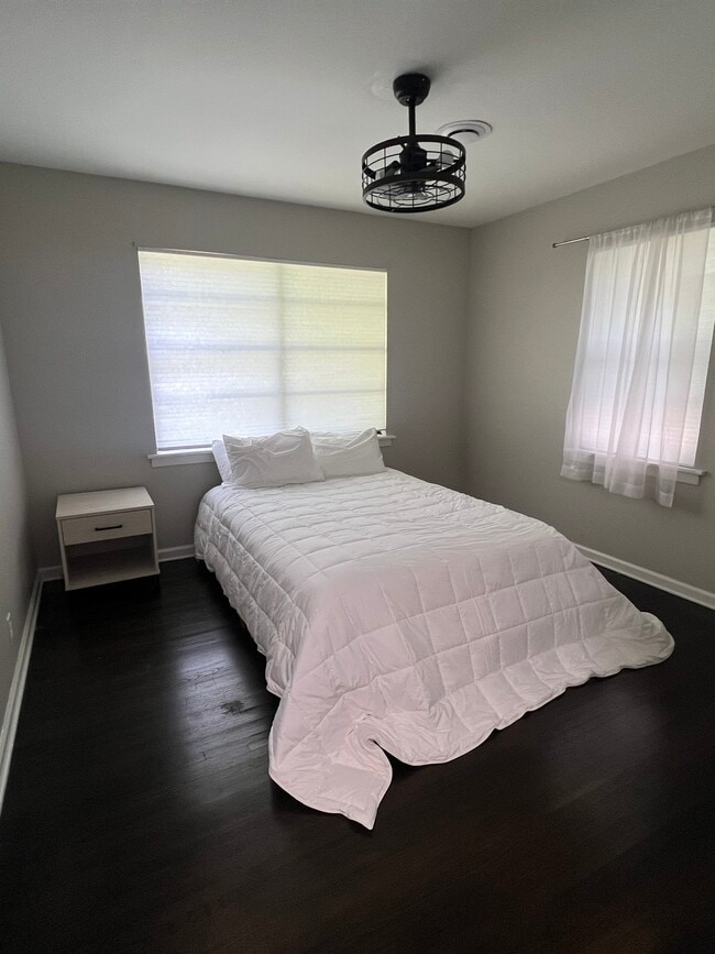 Dormitorio 1 - 1905 2nd Ave N