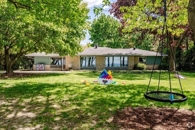 Building Photo - 3410 N M 63 Rental