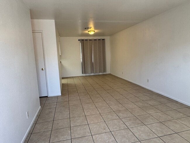 1539 Monte Vista Dr Unit C