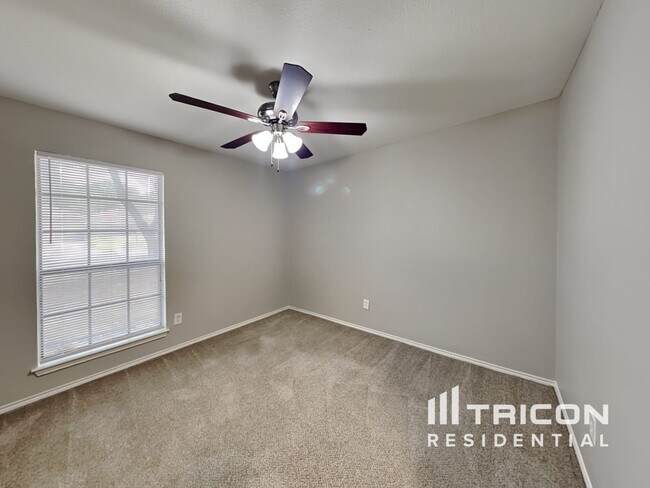 Photo - 6007 Big Springs Dr