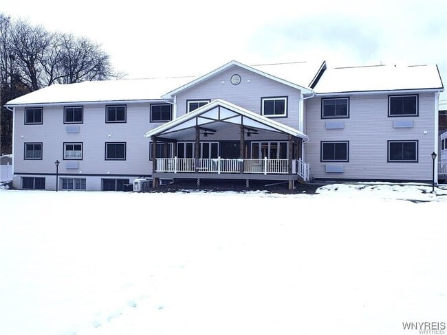 Building Photo - 400 Ohio St