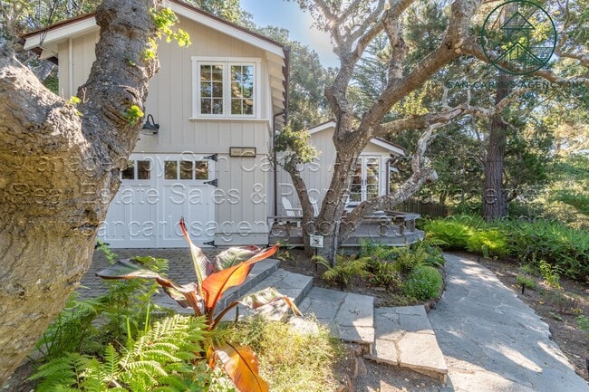 Photo - Immaculately Updated Two Bedroom (+Bonus) ...