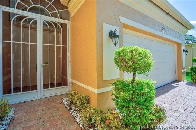 Photo - 15323 Fiorenza Cir