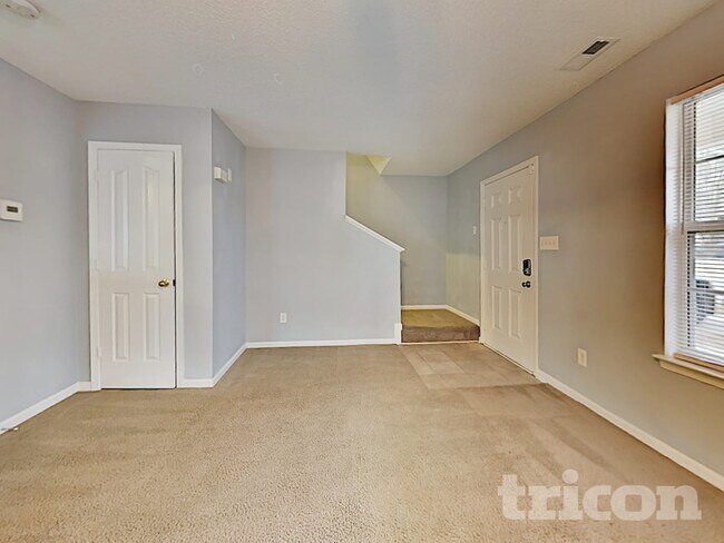 Photo - 11347 Red Finch Ln